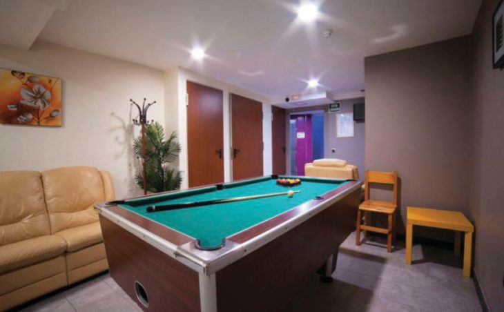 Aparthotel Olimpiades, Pas de la Casa, Pool Table